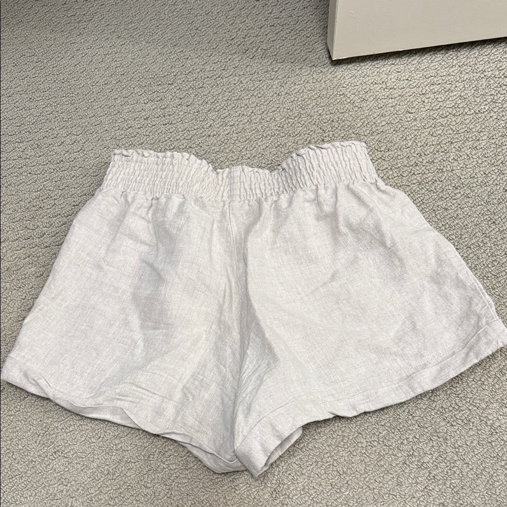 Reformation High Waist Shorts in beige